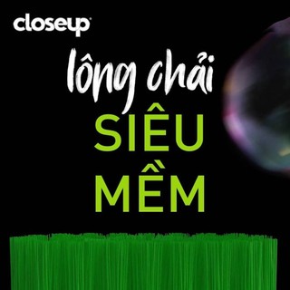Bàn Chải Đánh Răng Closeup Precision Clean Siêu Mềm (Giao Màu Ngẫu Nhiên)