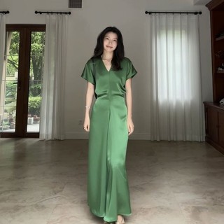 Váy dài mùa hè Váy trắng