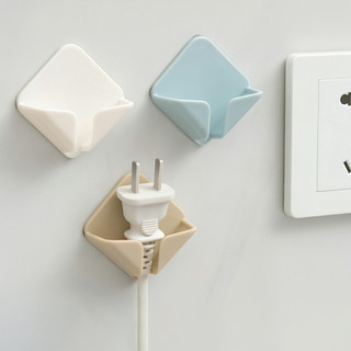 Móc treo phích cắm điện BỘ 2 CÁI miếng dán tường treo ổ cắm điện móc dán treo đồ đa năng