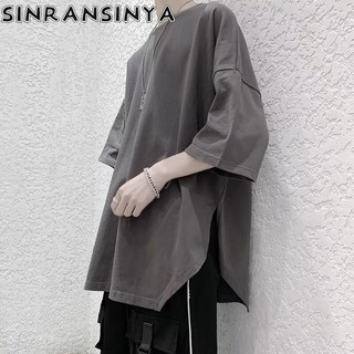Sinransinya Áo thun nam mới, phong cách cổ điển Nhật Bản, giản dị, cao cấp, màu trơn, thiết kế đáy xẻ tà và áo cặp đôi sành điệu với vẻ ngoài vui tươi và đẹp trai