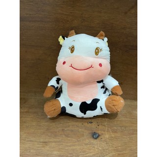 Bò sữa ngồi vải miniso 35cm