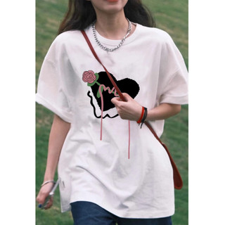 HANUNA Local Brand Áo Thun Phông Form Rộng 100% Cotton BIG SIZE Dạo Phố Cotton Nguyên Chất Áo Thun Nữ 2024 Phong Cách Mới Mùa Hè Rời Vai Trước Tay Ngắn In Hợp Thời Trang Kích Thước Lớn Mỹ Retro In Hình Top