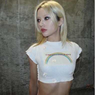 Áo crop top nữ cầu vồng in chữ tay ngắn cổ tròn mùa hè Áo thun ôm