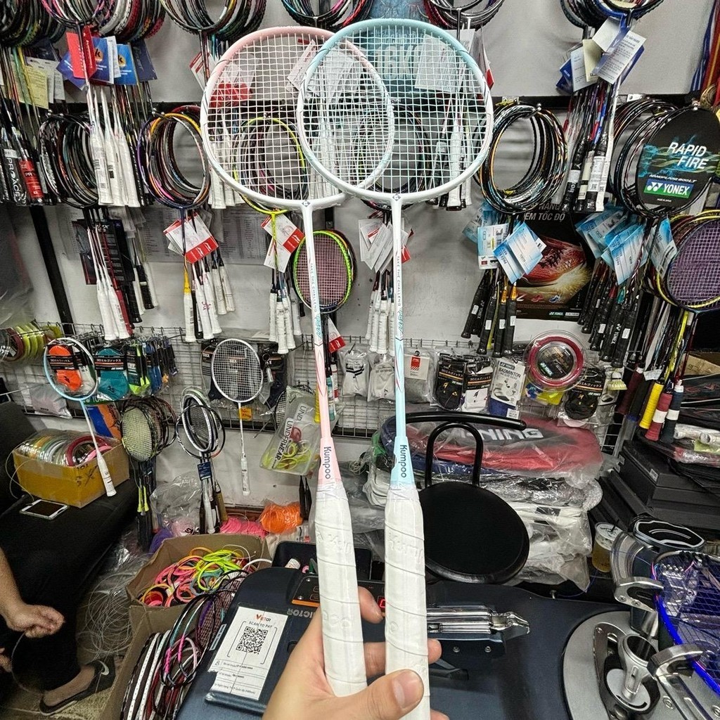 Vợt Kumpoo PC 77 Chính hãng đan sẵn 9.5kg