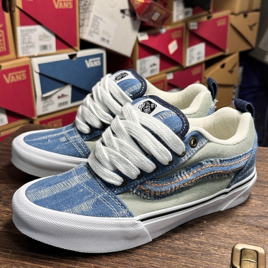 Giày thể thao thông thường màu xanh Denim Vans Knu-Skool Denim