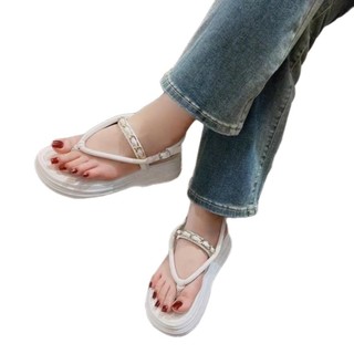 Sandal quai xích đế đúc 4cm Futishop