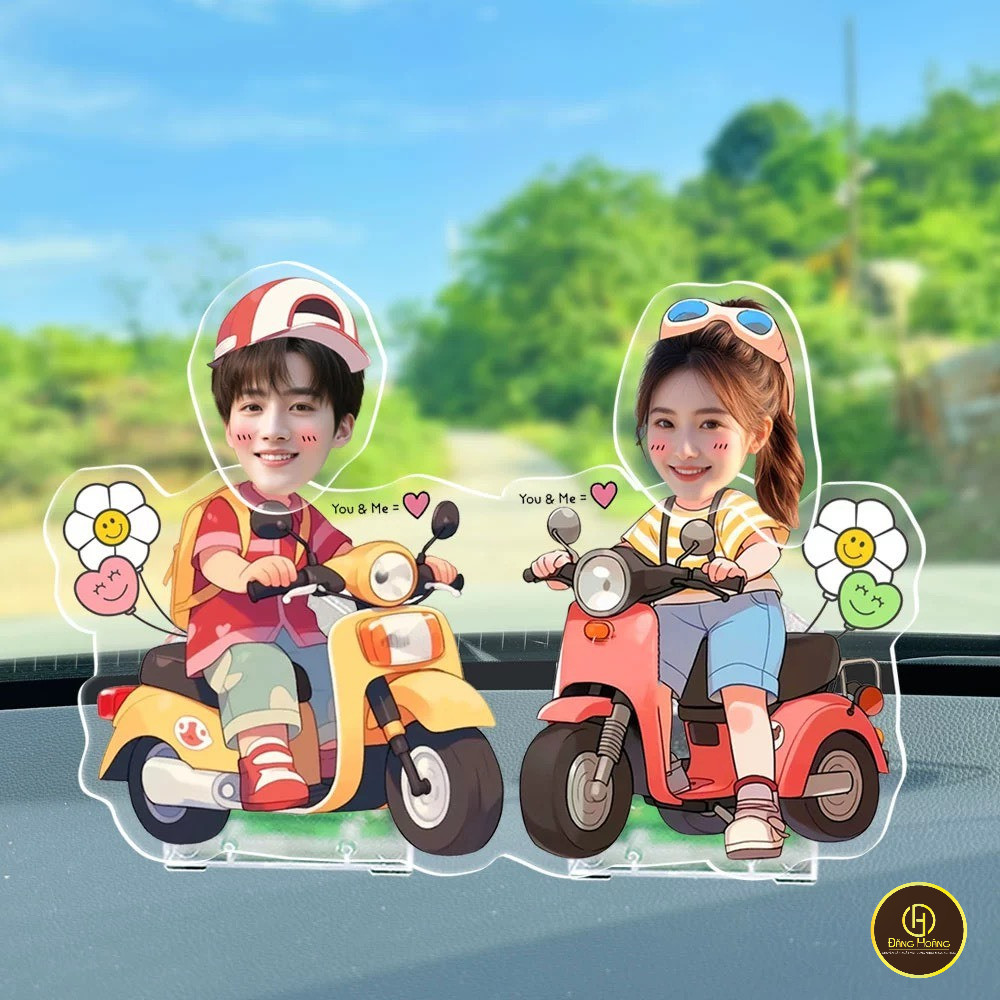 Mô hình standee lắc đầu ghép mặt in theo yêu cầu, mô hình lắc đầu chạy bằng pin in theo yêu cầu đáng