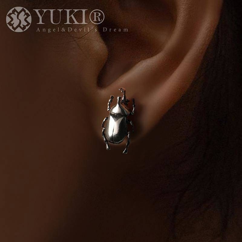 Men's 925 Sterling Silver Stud Earrings Vintage Beetle Silver Hip Hop Ins Trendy Men and Women Japan