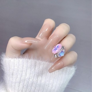 Mặc áo giáp siêu ngầu. Miếng dán Flash được tạo đặc biệt cho Fashionistas làm móng tay của bạn hấp dẫn hơn ngay lập tức.