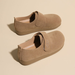 Giày thông thường Đế mềm Slip-On Phong cách mới Mặc ngoài chống trượt