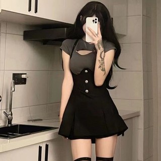 Xiong Pure Desire Hot Girl Áo Ngắn Tay Khoét Ngực+Váy Yếm Kiểu Dáng Gợi Cảm