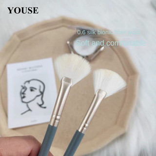 Cọ Trang Điểm Lông Mềm Cán Gỗ Cao Cấp