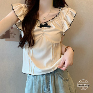 Thời trang nữ phong cách Pháp với áo sơ mi chắp vá nơ cổ chữ V