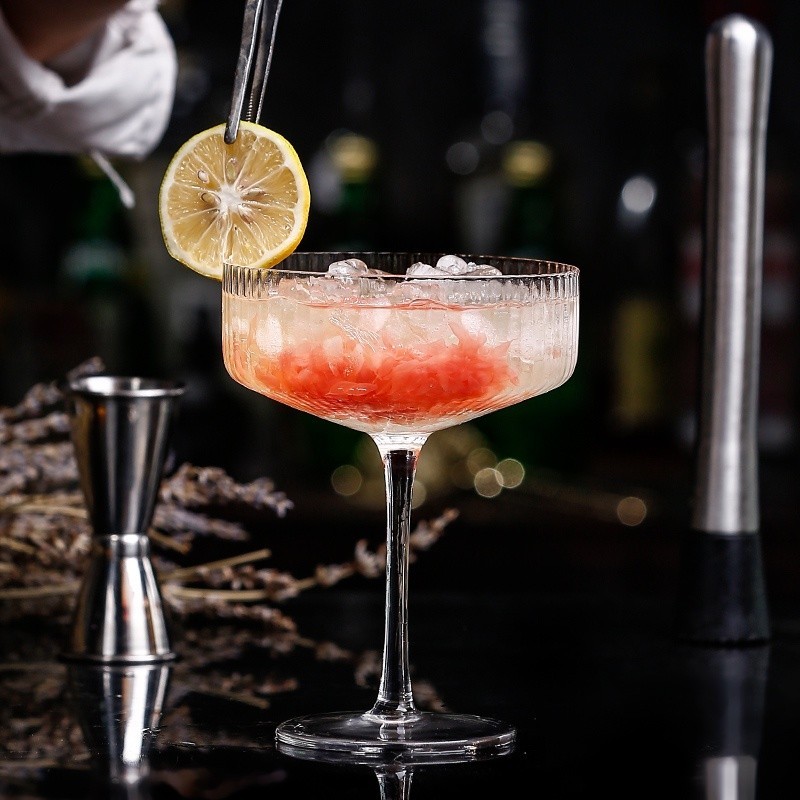 Striped Cocktail Glass - Ly Cocktail Thủy Tinh