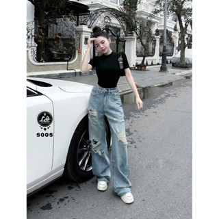  Quần jeans nữ ống rộng màu xanh nhạt rách te tua hai gối cạp cao Lê Huy Fashion MS 5005 