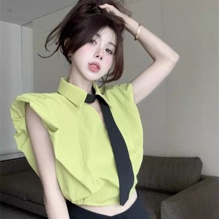 Phiên bản Hàn Quốc của áo vest cổ polo thời trang ngắn khí chất áo sơ mi tay bay