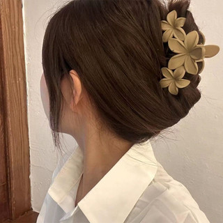 【CF】Kẹp Tóc 3 Nhánh Chuyên Dụng Cho Nữ
