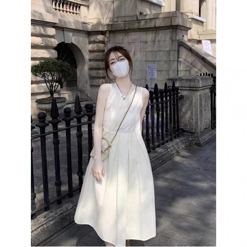 Váy 2 dây trễ vai nữ bigsize Đầm dài hai dây biển maxi đầm trắng váy trắng với dây đai không tay màu trắng phong cách pháp vào mùa hè | BigBuy360 - bigbuy360.vn