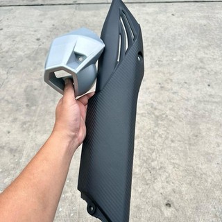 Ốp pô và chụp đích pô xe winner v1 Zin màu đen nhám không tem