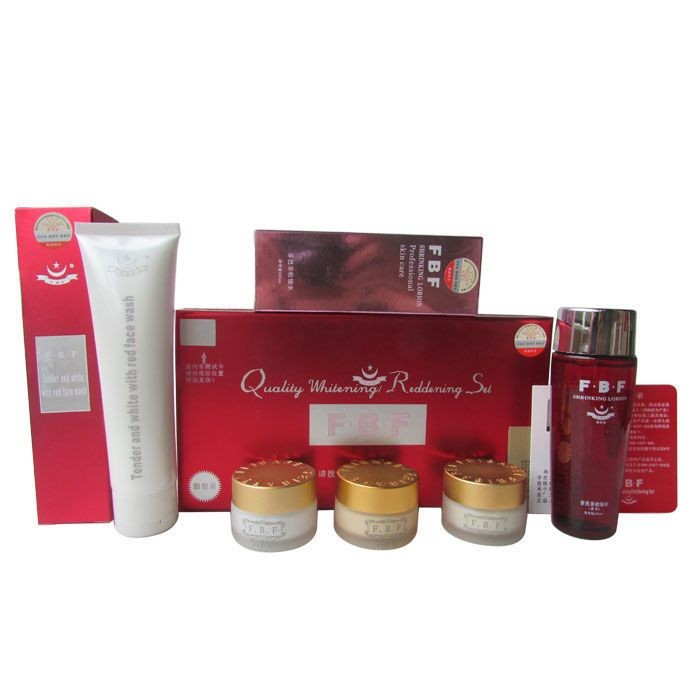 Hàng có sẵn F.B.F F.B.F chính hãng Bộ 5 món dưỡng ẩm ba trong một + Sữa rửa mặt + Dưỡng ẩm da mịn mà