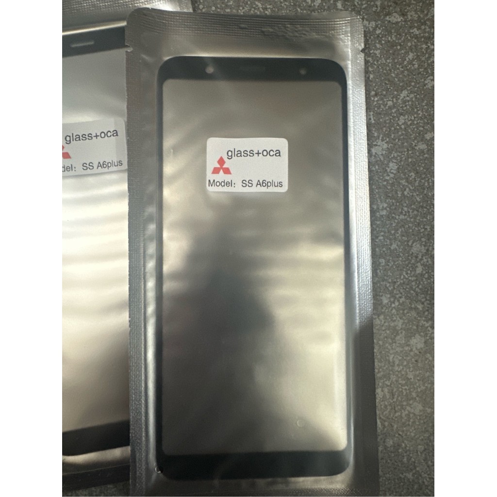 kính sam sung a6+/a6 plus liền keo