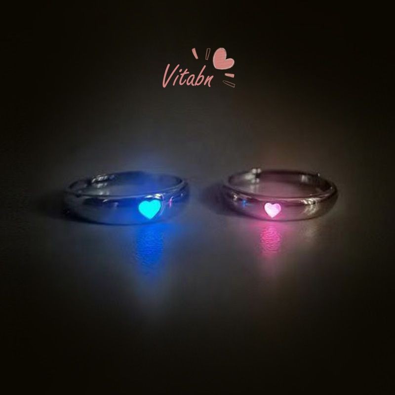 🍓Nhẫn Phát Sáng Hình Trái Tim Có Thể Điều Chỉnh Kích Cỡ