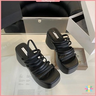 2024 Giày đế dày đế dày phong cách mới Giày sandal nữ thời trang