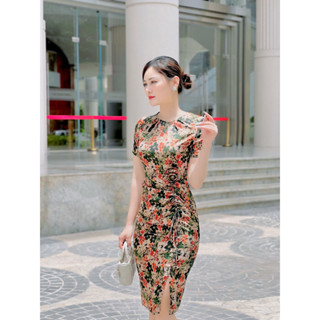 Đầm Body công sở họa tiết hoa nhí thiết kế, chất liệu lụa satin nhẹ, mát cao cấp Emvy Fashion k130