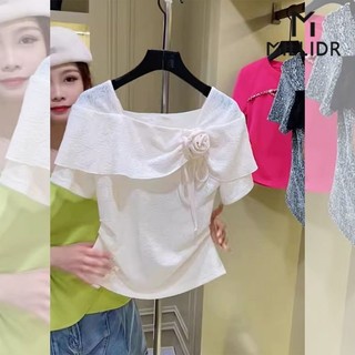 Cổ vuông màu trơn hoa ba chiều ngắn tay khâu chữ T-
