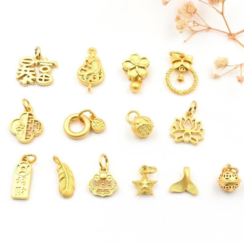 Charm vàng mix vòng tay, charm chất liệu titan mạ vàng 18k nhà vyanh
