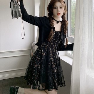 Set Váy Hai Dây Hoa Nhí Xẻ Tà Phối Ren Lưới, Áo Cardigan Dài Tay Loe Kiểu Pháp