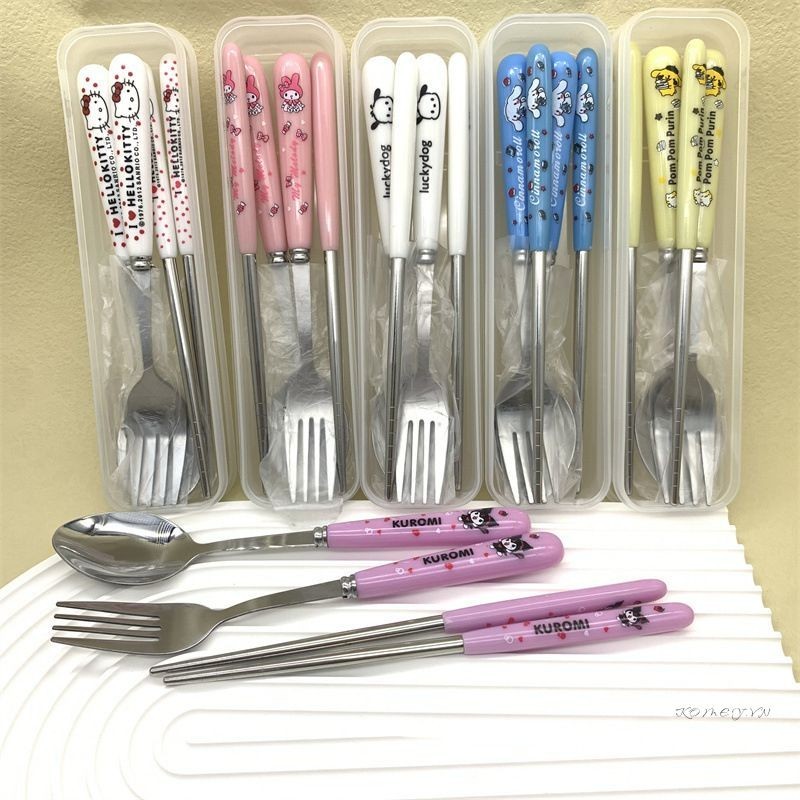 COD🔮🔮Bộ 3 Món Dụng Cụ Ăn Uống Bằng Thép Không Gỉ Tay Cầm Nhựa Hình Hoạt Hình my melody cinnamoroll kuromi pochacco