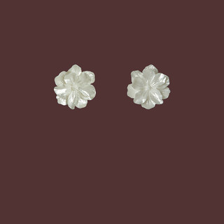 Bông tai Camellia trắng Bông tai hoa phong cách cổ tích