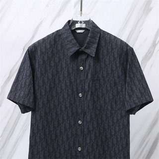 Áo sơ mi tay ngắn đầy đủ Jacquard