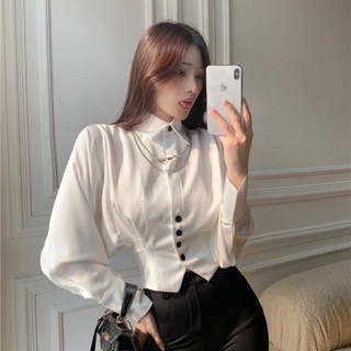 Mùa Xuân 2023 Phong Cách Mới Dơi Trắng Tay Phồng Áo Sơ Mi Nhỏ Gợi Cảm Cao Cấp Ôm Hơn Nhìn Hẹp Eo Dài Tay Áo Sơ Mi Nữ