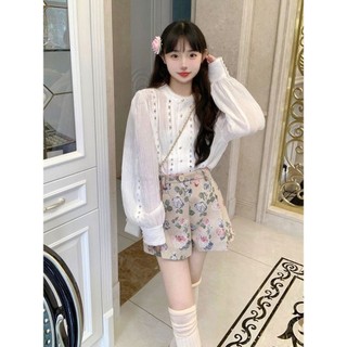 Set Nữ Thời Trang Áo Sơ Mi Thêu Tay Dài Bồng Quần Short Hoa Tiểu Thư Sang Trọng