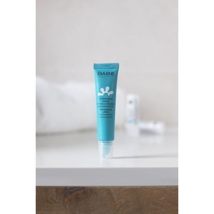 Son Dưỡng Môi Căng Mọng, Giảm Nứt Nẻ BABE Laboratorios Babé Lip Repairing Cream 15ml