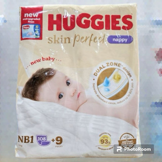  Miếng lót Sơ Sinh Huggies NB1 100 miếng- NB2 60 miếng 