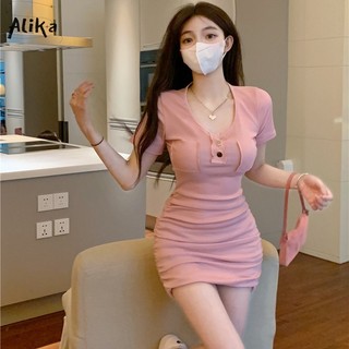 Váy nữ Alika gợi cảm Nhật Bản ngọt ngào phong cách đại học Hàn Quốc cổ chữ V đa năng hàng ngày váy hông cỡ lớn
