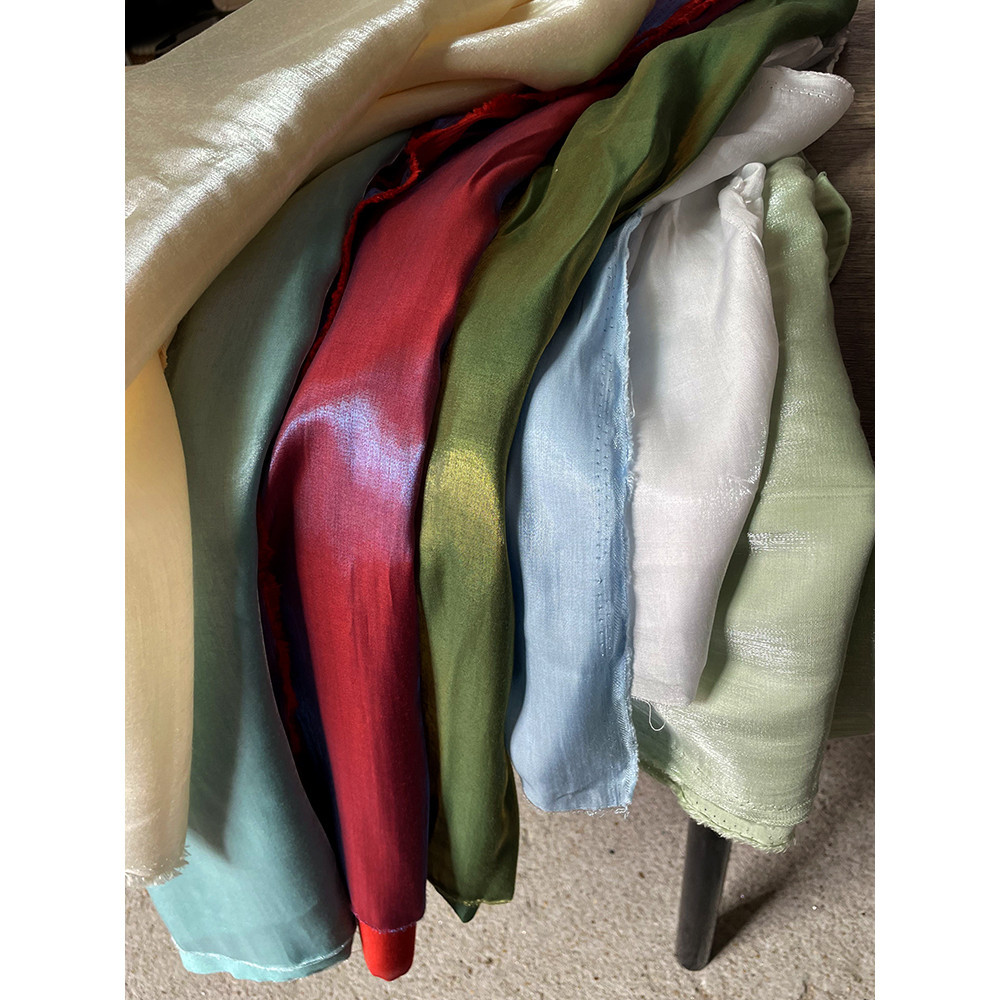 Lụa Cảm Thấy Nước Bóng Vải Cao Cấp Streamer Satin Lót Sườn Xám Đầm Thiết Kế Vải- as01007