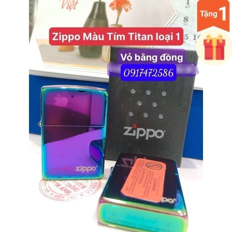 Vỏ Zippo Màu Tím Titan (Tím Cầu Vòng - Tím ánh kim, Tím bảy màu)  vỏ bằng đồng dán tem đỏ