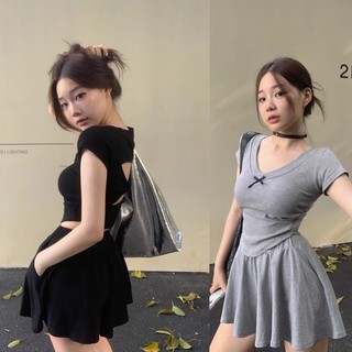 Bộ Đồ Hai Chiếc Gợi Cảm Mùa Hè Phong Cách Cô Gái HOT GIRL Áo Cộc Tay Thiết Kế Hở Lưng, Quần Váy Ngắn Cạp Cao