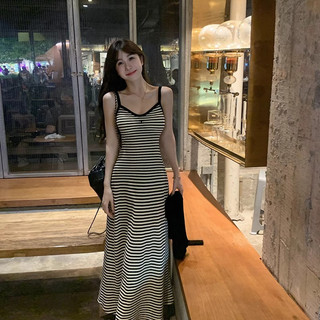 Váy treo sọc mới mùa hè phiên bản Hàn Quốc váy dài vừa vặn dáng ôm dành cho nữ