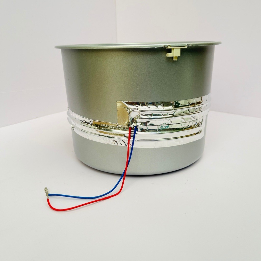 Thành Nồi Cơm Điện Tử Toshiba 1.8 lít RC-18NMFVN(WT) Có Mâm Nhiệt Bao quanh Nồi