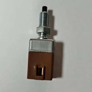 Thích hợp cho Changhe Freda 4 Plug Changhe Công tắc đèn phanh năng lượng mới SCD177
