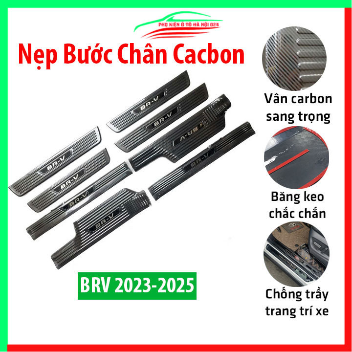 Ốp nẹp bước chân  Honda BRV 2023-2025 vân cacbon sáng bóng