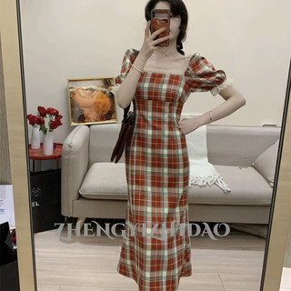 Zhengyizhidao Mới Retro Kẻ Sọc Váy Đỏ Eo Pháp Váy Giữa Chiều Dài