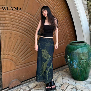 Váy dài in đường phố weania
