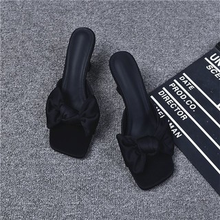 Giày cao gót mũi vuông Nơ nữ
