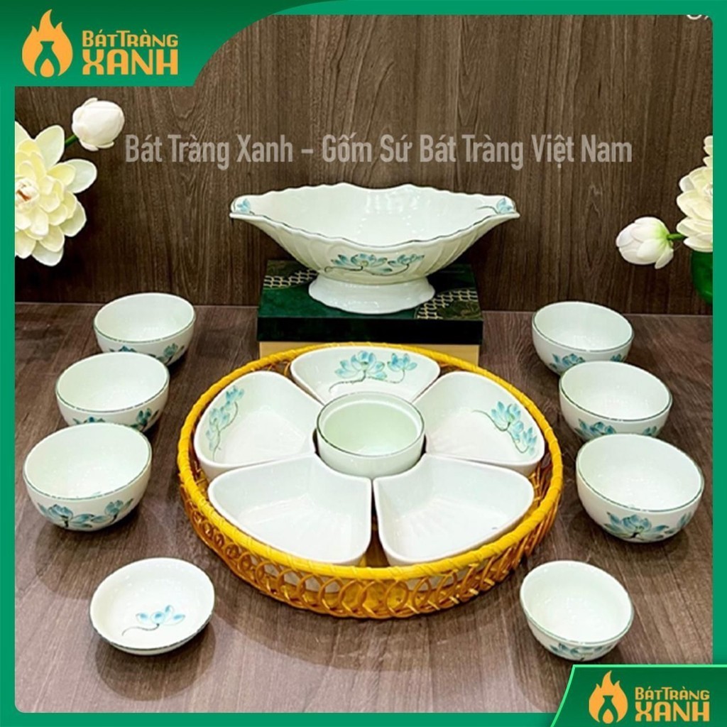 Bộ bát đĩa sứ 5 cánh hoa mai kèm khay mây bày đựng thức ăn, đựng bánh kẹo, sứ cao cấp Bát Tràng